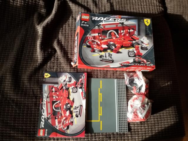 LEGO Racers 8375 - Ferrari F1 Pit Set - 1