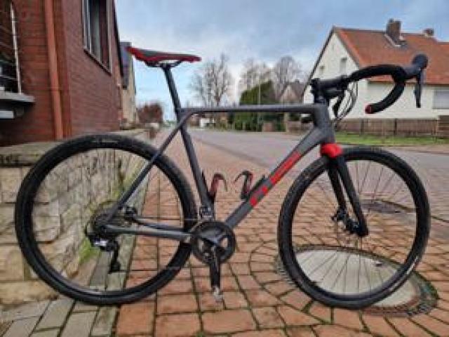 CUBE Cross Race C:62 Pro grey'n'red 2022 - 1